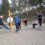 Träning i Lomtjärnsparken. Foto: PRO Älvsbyn