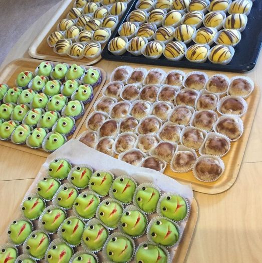 Gofika, bakelser