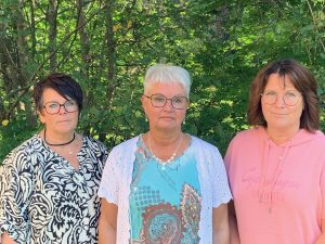 Familjeteamet 2024. Erika Westerlund och Marita Häggström som arbetar på Familjeteamet samt enhetschef Madelene Nyman.
