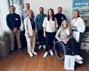 Från vänster: Conny Hökfors, Johan Dahqvist, Karin Bodin, Tobias Kahn, Angelica Vang, Lars-Olof Johansson, Åsa Brännmark och Johanna Johansson.