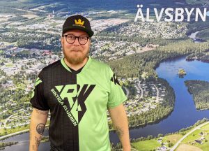 Bilden visar Pontus “Riktiga Pontus” Johansson som berättade om sitt liv med bipolär sjukdom typ 2 och ADHD.